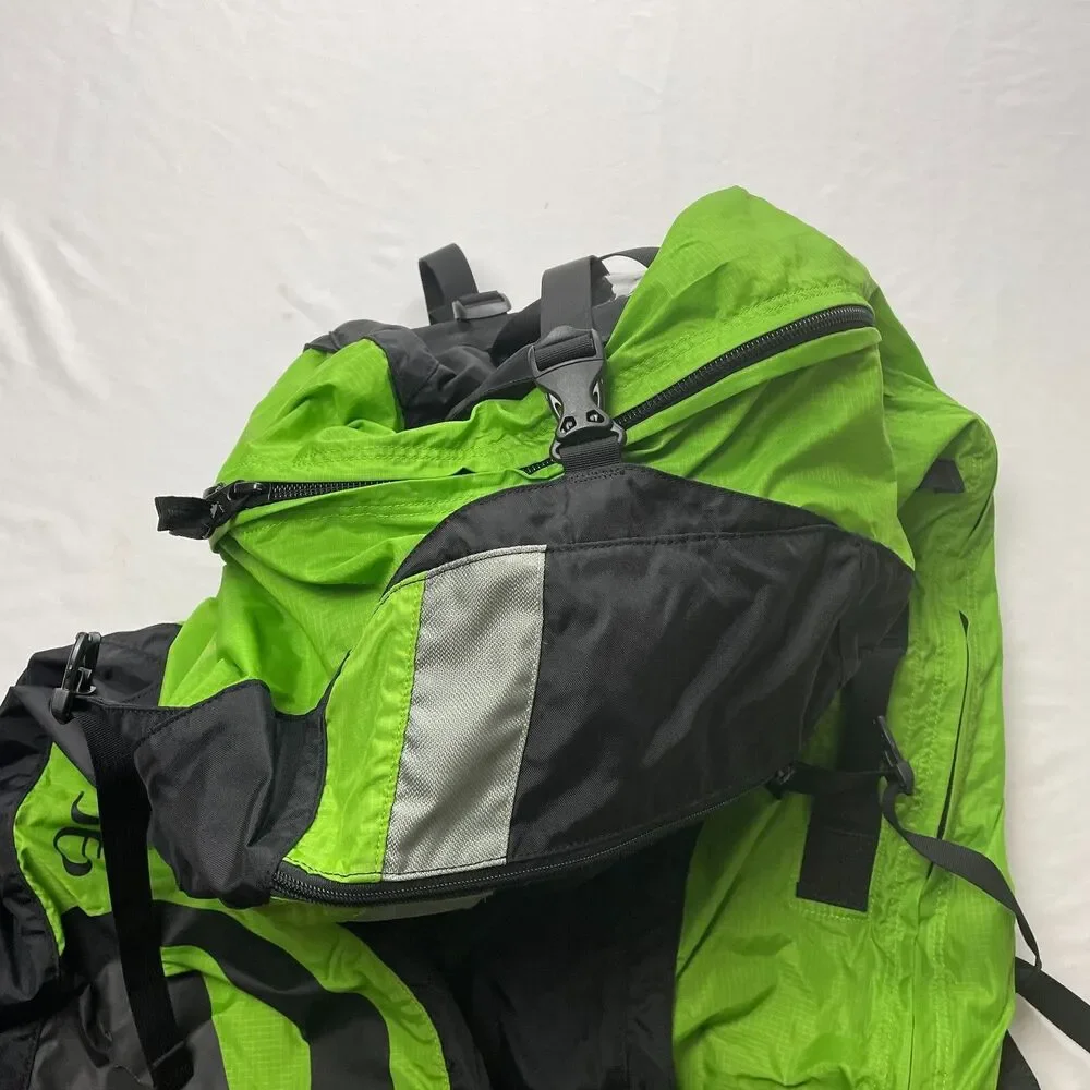 Gradient Mountaineering Trail Backpack Hiking Black Green Pockets Padded Straps